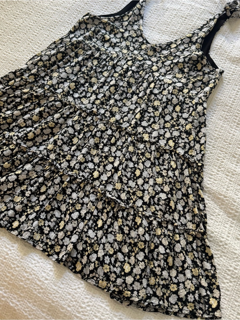 Hollister black floral V-Neck tie tank Sundress size small - Picture 12 of 14